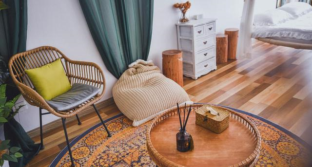 重庆网红波西米亚民宿，浪漫的江景房让人独享一线江景休闲区蓝鸢梦想 - Www.slyday.coM