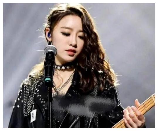 遭全网唾骂的绿茶林有有,演员张月出身女团,曾经受到罗志祥力捧|张月|罗志祥|绿茶_新浪新闻