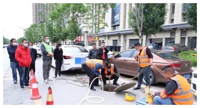 西安3岁男童掉下水道最新：男童的照片曝光，父母首次发声休闲区蓝鸢梦想 - Www.slyday.coM