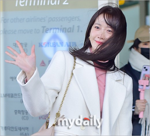 少女时代允儿飞往<a href=