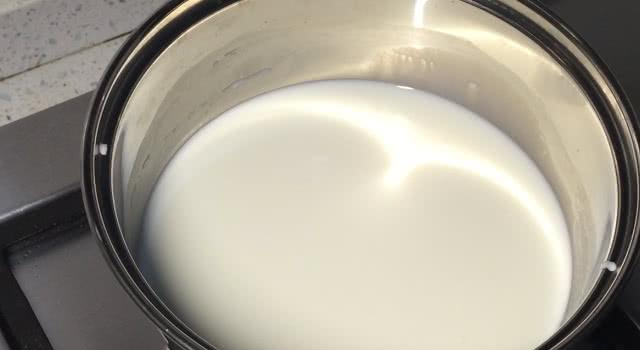 泡芙别买着吃了,学会了这个方法,自己在家也能做,比买的还好吃休闲区蓝鸢梦想 - Www.slyday.coM 泡芙别买着吃了,学会了这个方法,自己在家也能做,比买的还好吃休闲区蓝鸢梦想 - Www.slyday.coM