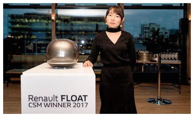 她叫蔡雨辰,在上海交通大学学习.