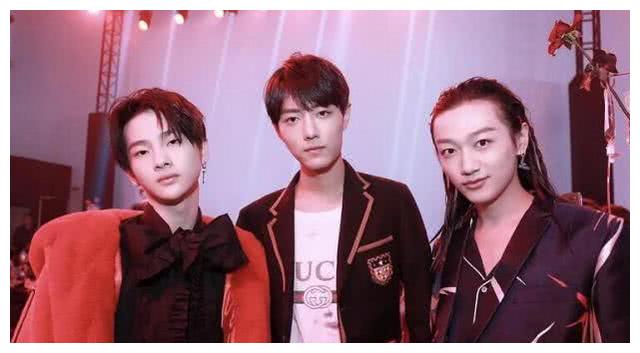 王竟力爆料肖战外公离世,正在忙于办丧事,大家可能误会肖战了