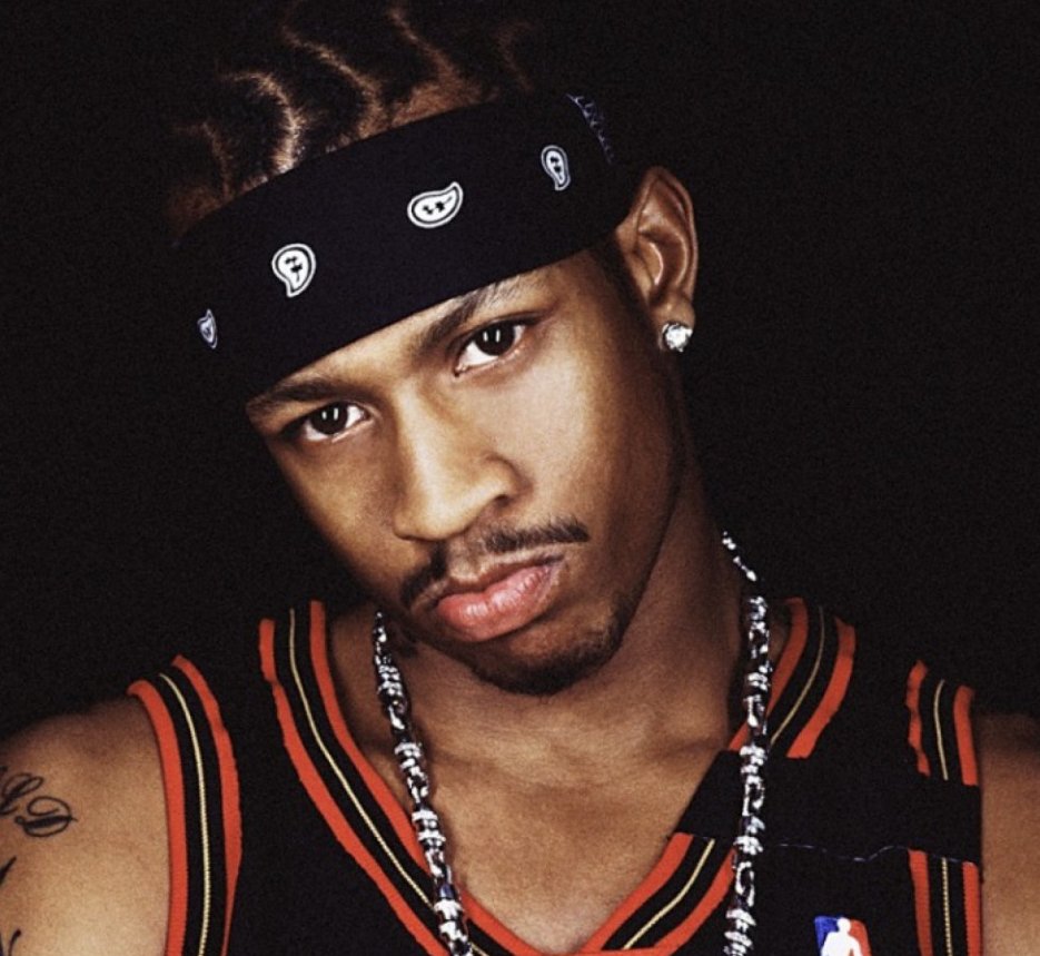 艾弗森面对强大的ok组合也能在总决赛拿下一场胜利,是英雄