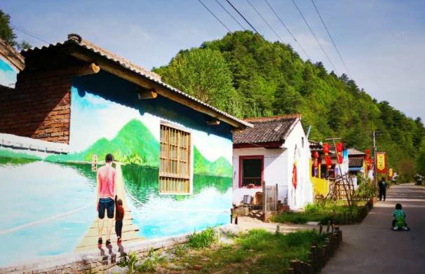 中国美丽休闲乡村，凤县马场风景秀丽，魅力无限休闲区蓝鸢梦想 - Www.slyday.coM