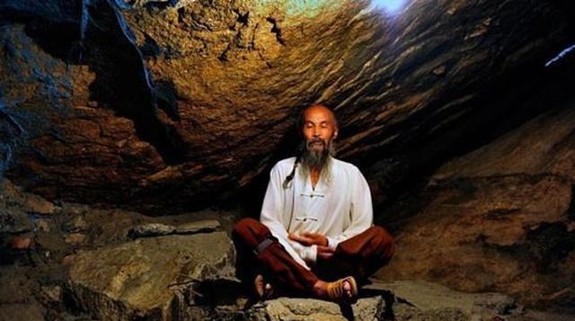 西游记里说凡九窍者皆可修行卵生八窍植物无窍该如何修