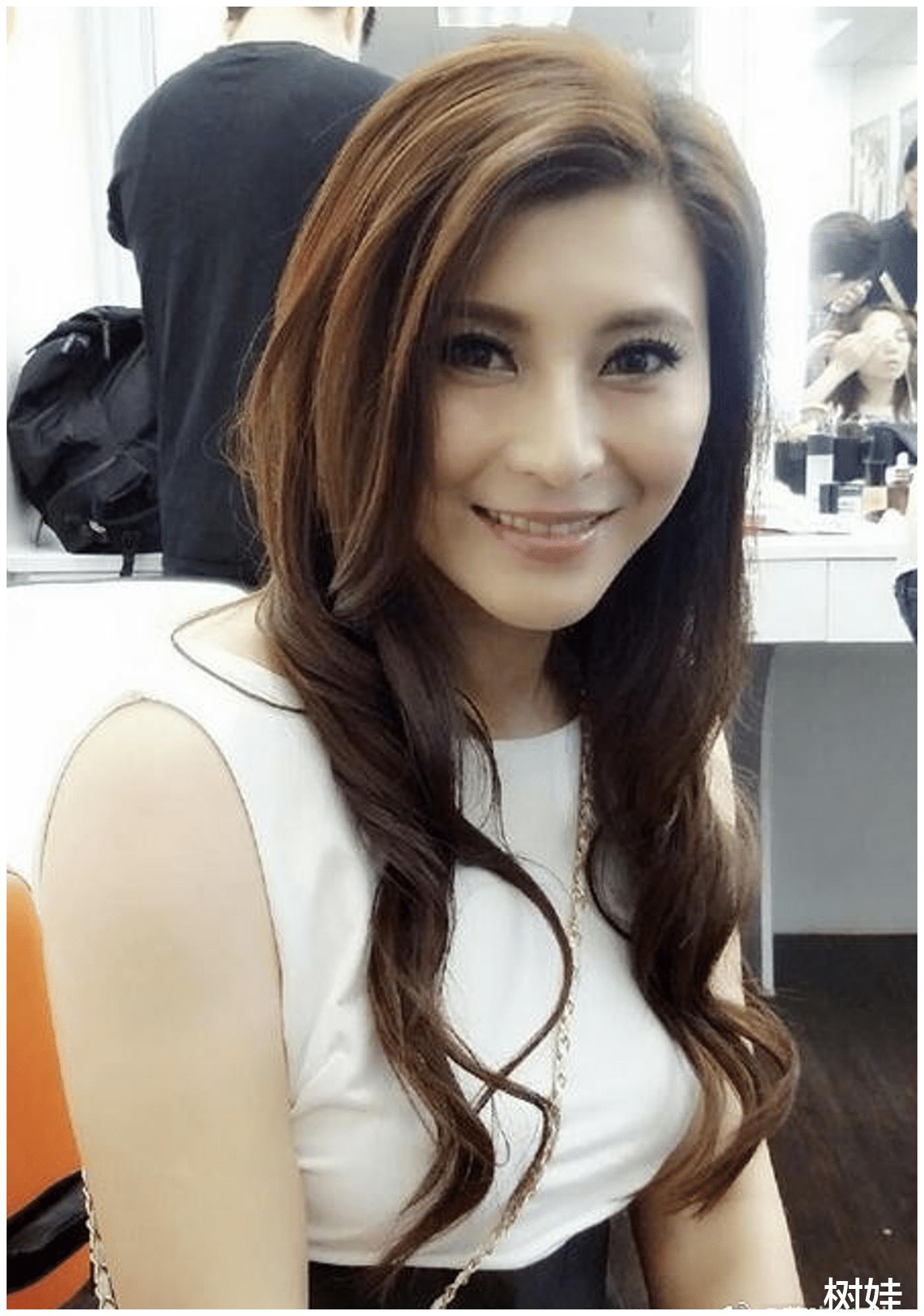 49岁蔡晓仪近况令人担忧面容憔悴神情呆滞至今单身行踪低调