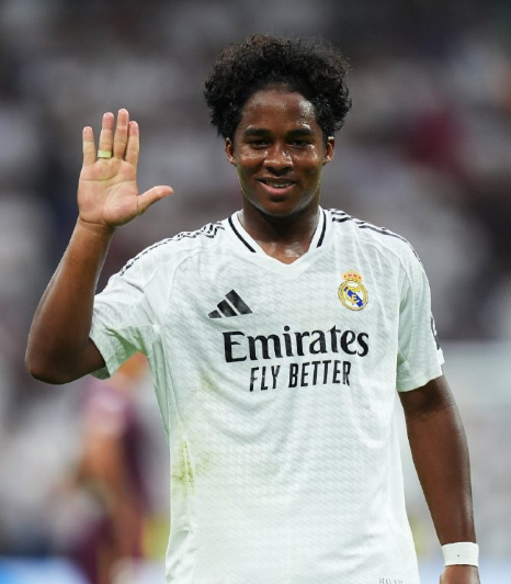 当姆巴佩占据皇马锋线，恩德里克的法甲租借将如何影响巴西队2026世界杯前景？