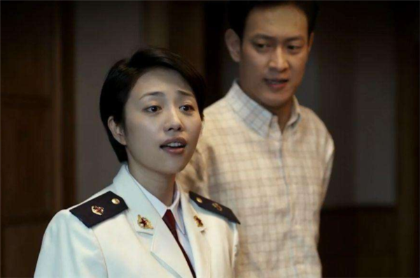 在剧中王海洋面对一往情深的江亚菲,也并没有出头甚至结婚的时候不够