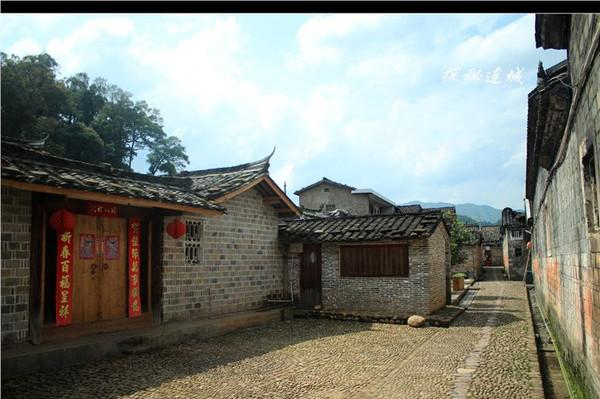 福建民居第一村，历史悠久，被誉为中国南方庄园休闲区蓝鸢梦想 - Www.slyday.coM