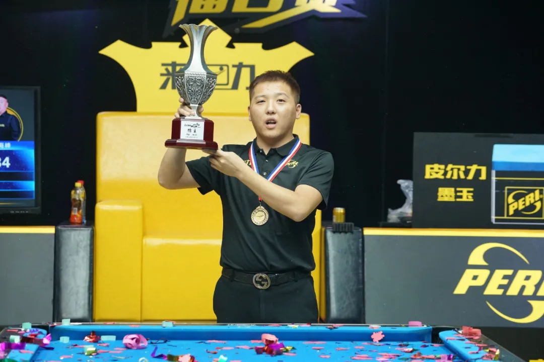 三连擂主王大双守擂成功续写传奇