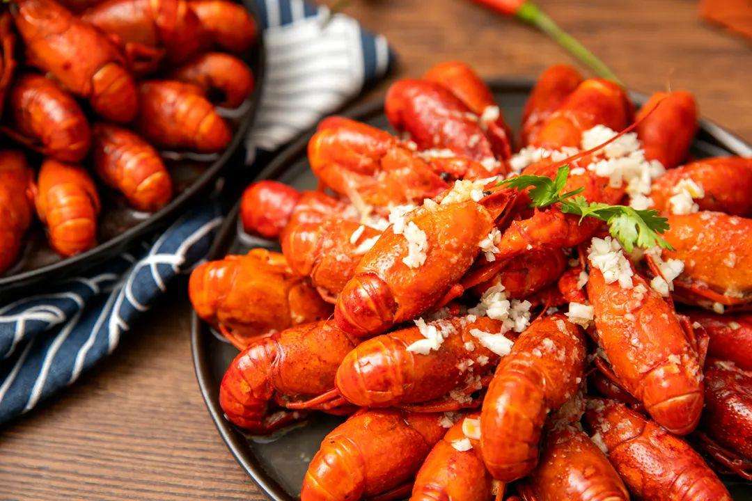 今年夏天,你实现小龙虾自由了吗?休闲区蓝鸢梦想 - Www.slyday.coM 今年夏天,你实现小龙虾自由了吗?休闲区蓝鸢梦想 - Www.slyday.coM