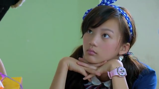 02:53 舞法天女:怪兽突然出现,废物蓝天当场吓晕,拉缇变身与怪兽对抗