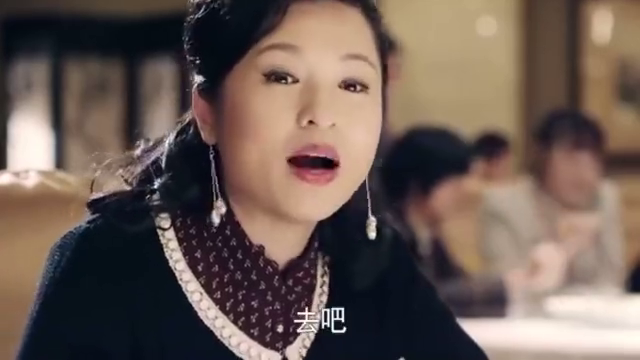 姑娘被仇家追杀,不料机缘巧合来到女子特种兵营