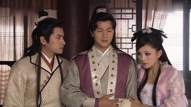 圣僧徒弟见了脸色精彩 01:47 活佛济公白雪向孔玉麟介绍,自己是一只好