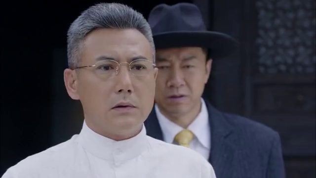 00:49 《荡寇》日本人找到了汉奸的尸体,没有找到杨二虎的尸体