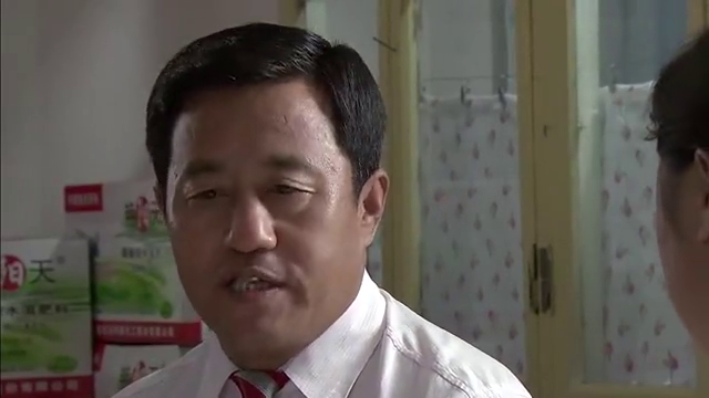 乡村爱情长贵和大脚谈论玉红小梁的事大脚说是实话实说