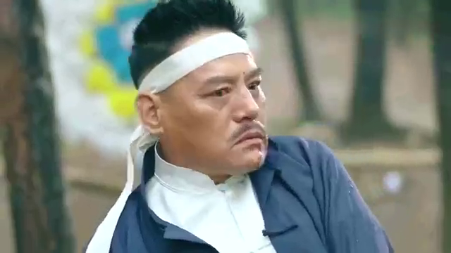 士兵气势汹汹来风雷镇以为天衣无缝万万没想到是何辅堂老熟人