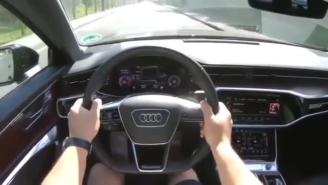 奥迪A6有多霸气？在不限速高速上|用车宝典|德系|高速长途行车_新浪新闻