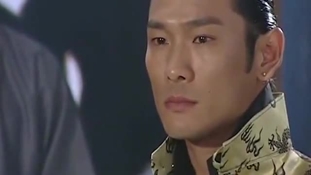 第八号当铺:韩诺在当铺客人的一番话之下,再次回到了韩家