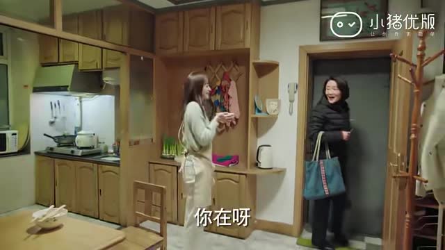 暗恋·橘生淮南：女儿想给妈妈一个惊喜，亲自下厨为她做饭