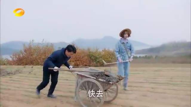 温暖的味道：村霸跑来修水渠,找靳东邀功,靳东：先好好干活！