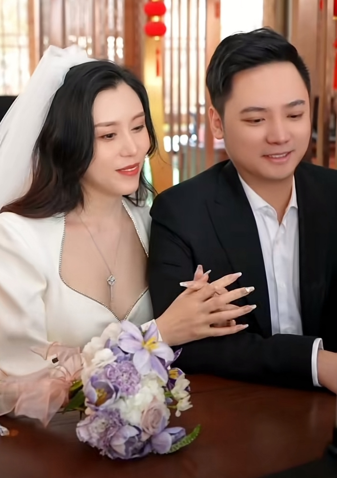 网红猫七七怀孕,拍婚纱照将举办婚礼,订婚男方送百万礼金