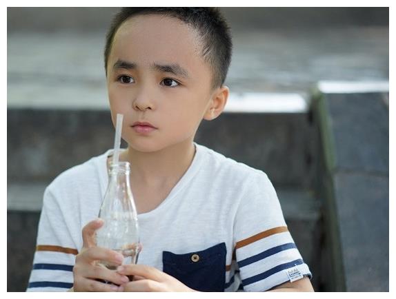 还记得小戏骨红楼梦中的林黛玉吗13岁就美成了这样