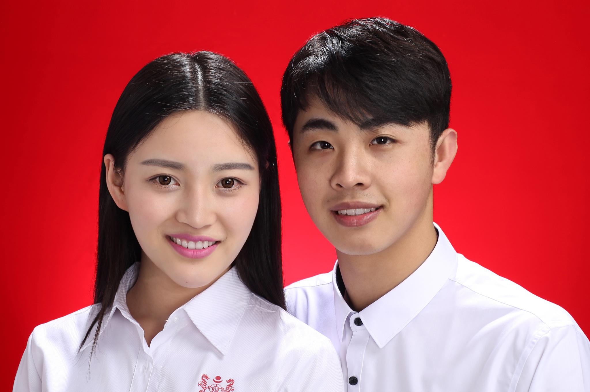 结婚登记照一起变老的决定