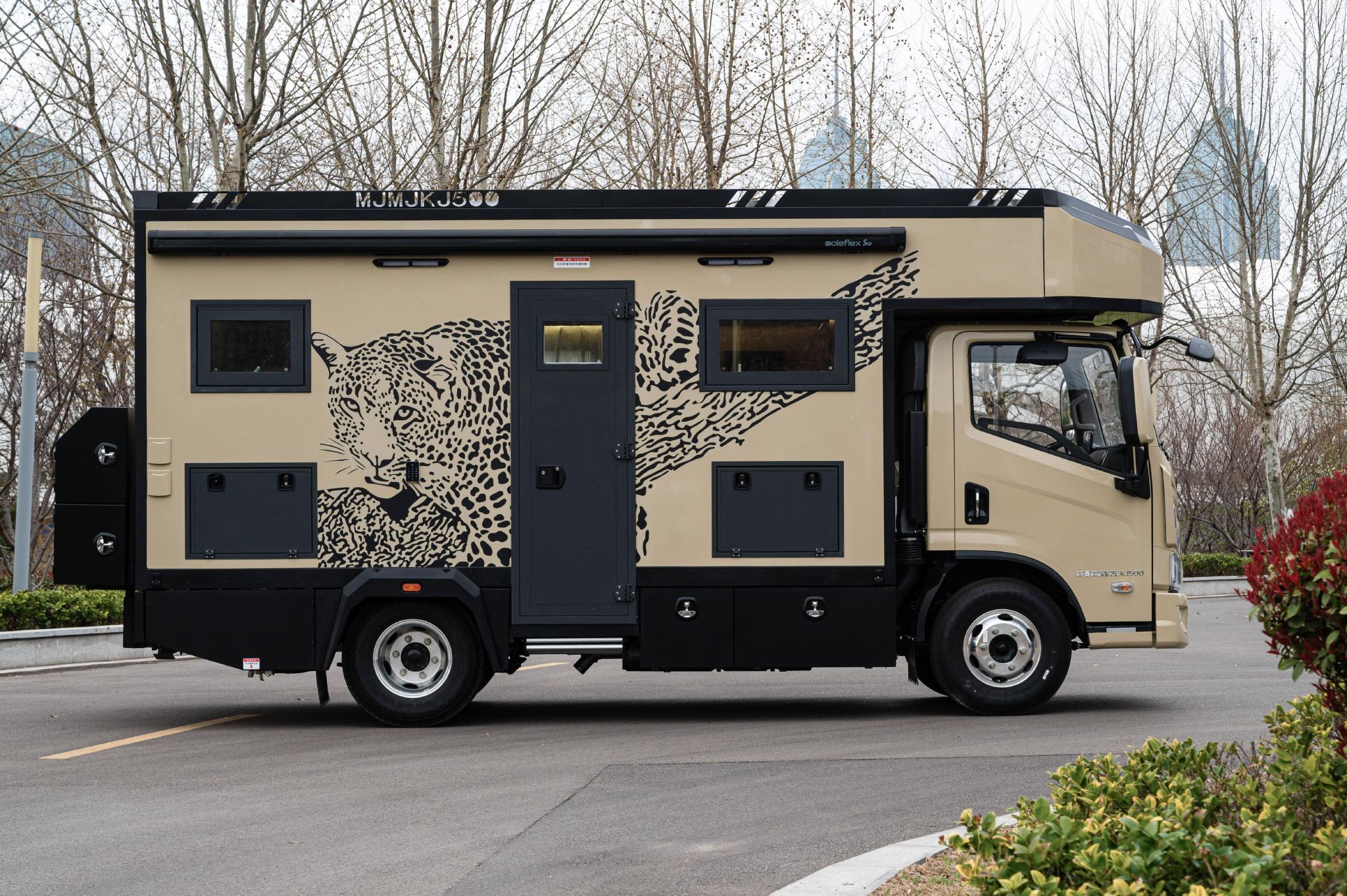 房车重构生活区大变空间魔法美景美家卡居旅行号kj500