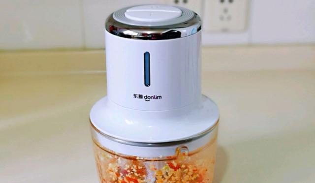 此菜不能隔夜吃,吃一次比吸烟的危害大,不懂就吃亏大了休闲区蓝鸢梦想 - Www.slyday.coM 此菜不能隔夜吃,吃一次比吸烟的危害大,不懂就吃亏大了休闲区蓝鸢梦想 - Www.slyday.coM