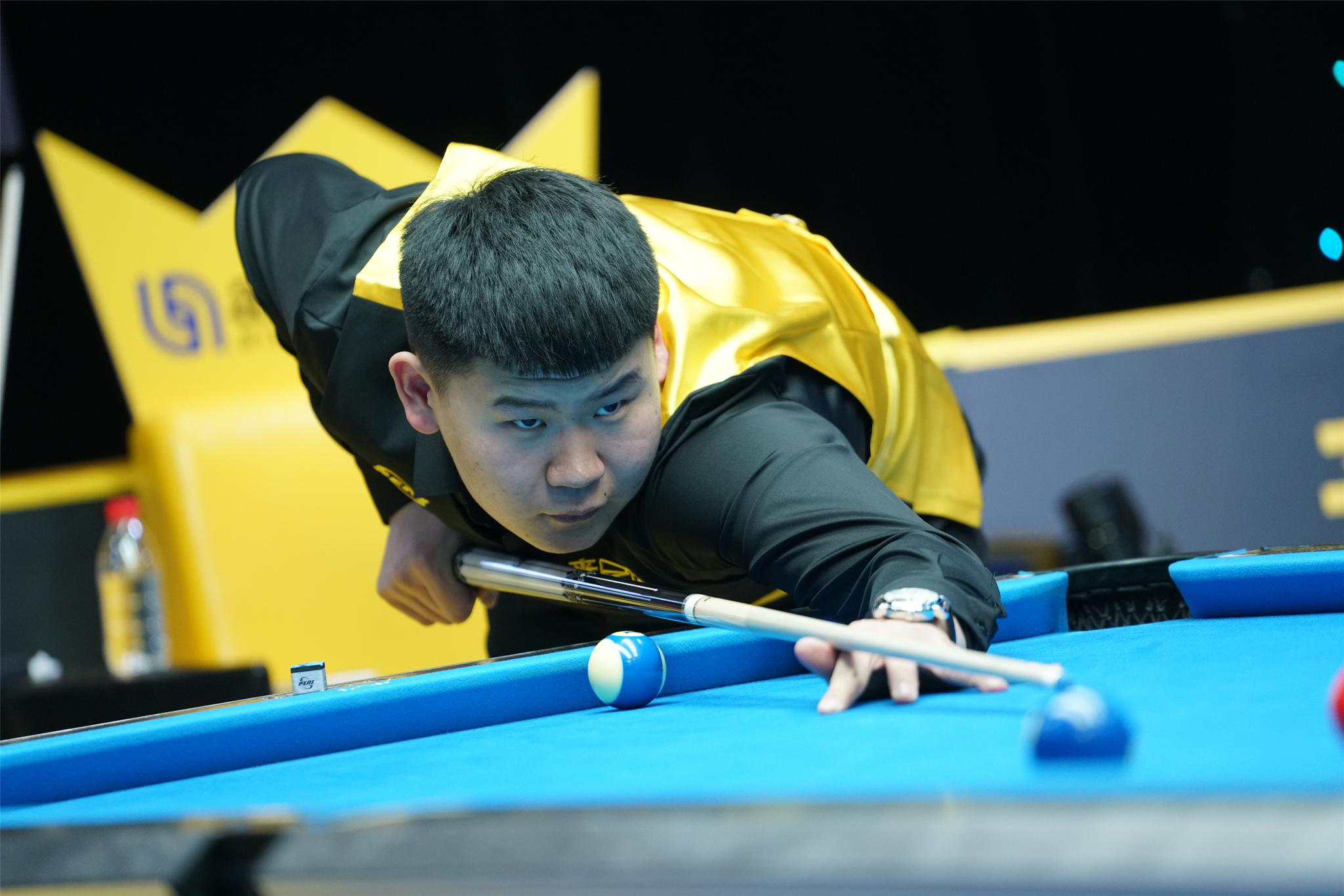 lcba中式八球杨紫程vs李翔宇00后实力小将争夺四强名额