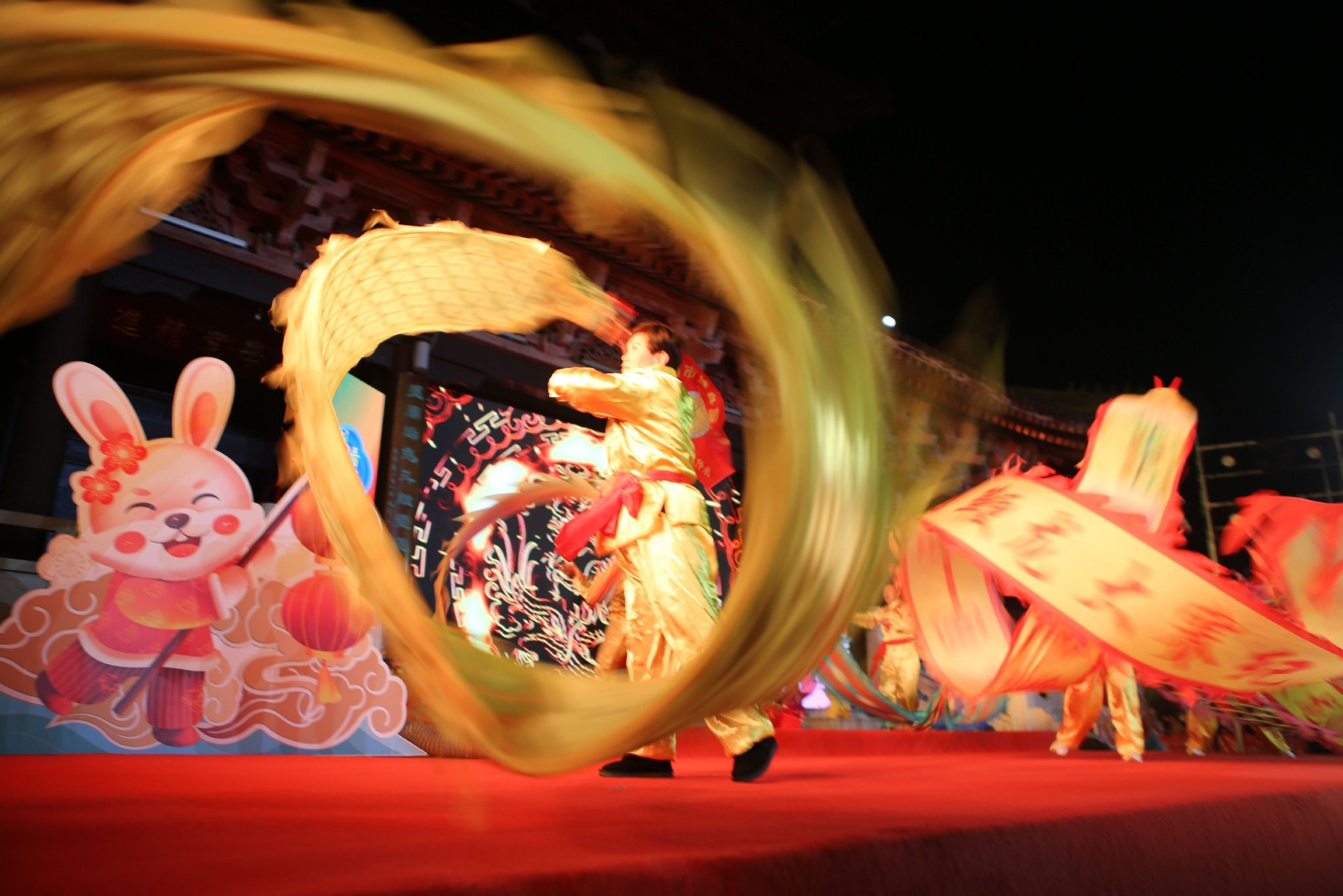 民俗文体中国行 传承非遗鞭陀龙——龙城年味__财经头条