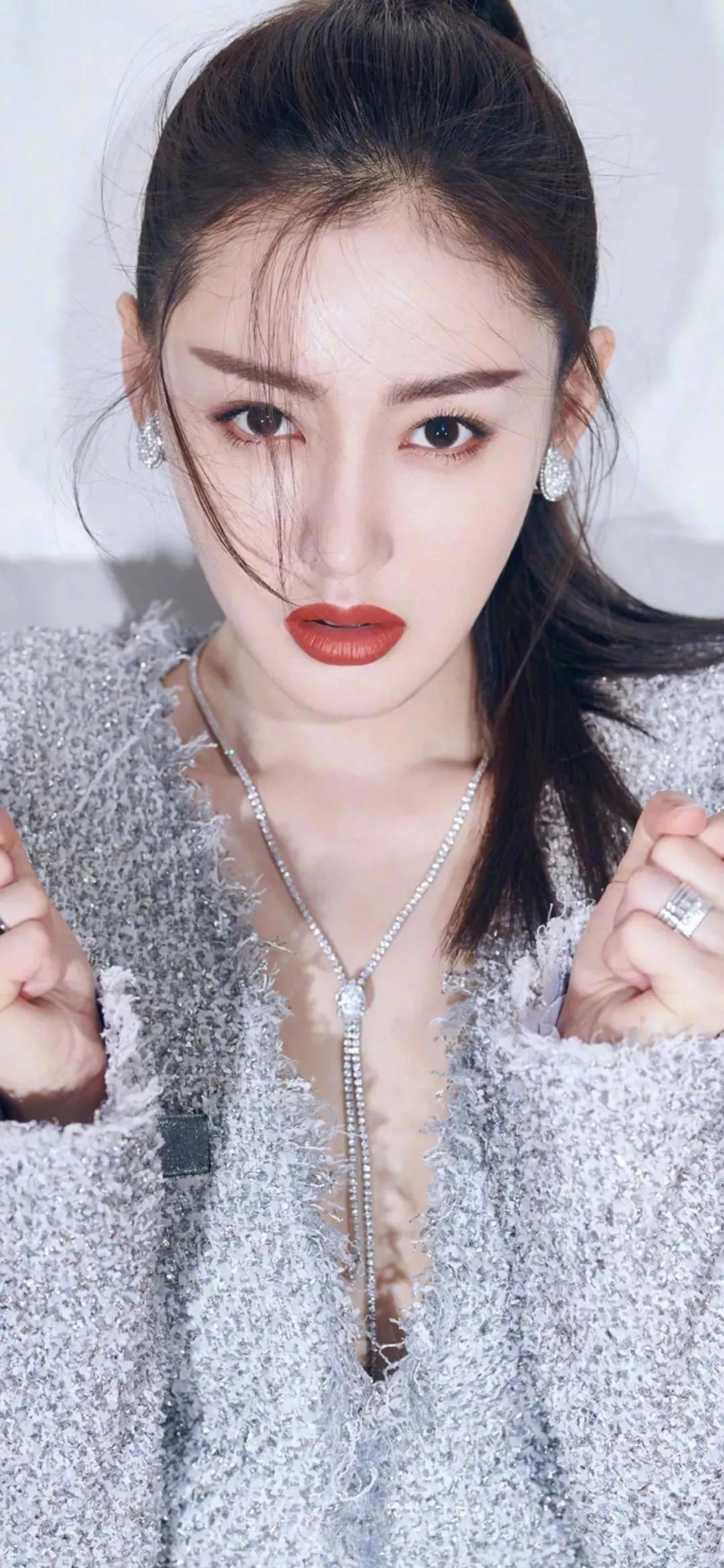 张天爱美照,楚楚动人!__财经头条