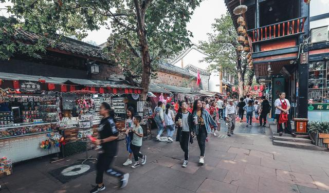 四川最“洋气”城市，红灯酒绿连接石板木门，原来庙宇还能这么玩休闲区蓝鸢梦想 - Www.slyday.coM