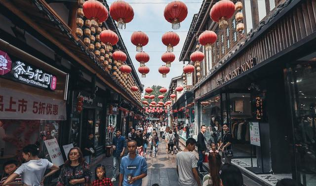 四川最“洋气”城市，红灯酒绿连接石板木门，原来庙宇还能这么玩休闲区蓝鸢梦想 - Www.slyday.coM