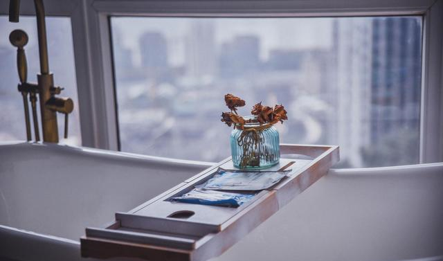 重庆网红波西米亚民宿，浪漫的江景房让人独享一线江景休闲区蓝鸢梦想 - Www.slyday.coM