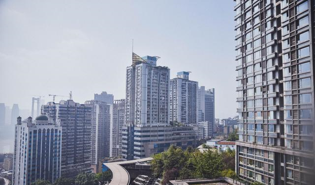 重庆网红波西米亚民宿，浪漫的江景房让人独享一线江景休闲区蓝鸢梦想 - Www.slyday.coM