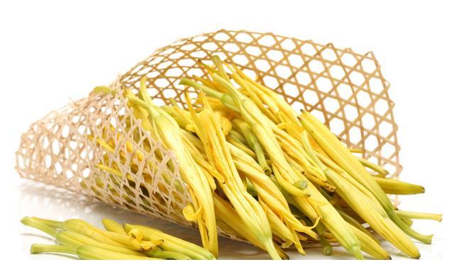 被视作席上珍品的黄花菜无论是炒肉还是炖汤都非常的鲜美