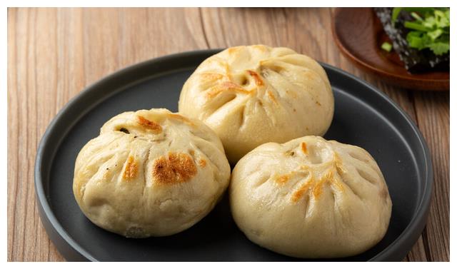 蒸包子容易死面,老保姆分享3个诀窍,暄软蓬松,不回缩不塌陷__财经头条