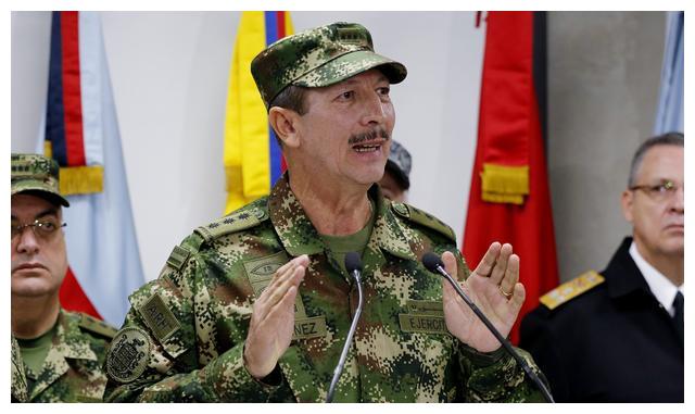 哥伦比亚总统遭袭，直升机多处被击中，南美乱局，三方成怀疑对象