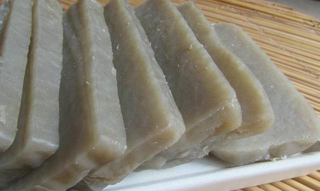 这种用粉条做成的美食，吃着比肉还香，当地人叫皮渣，你吃过吗休闲区蓝鸢梦想 - Www.slyday.coM