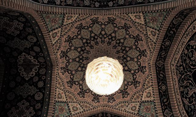 伊朗最网红的城市之一,曾经地位堪比西安,如今中国游客众多休闲区蓝鸢梦想 - Www.slyday.coM 伊朗最网红的城市之一,曾经地位堪比西安,如今中国游客众多休闲区蓝鸢梦想 - Www.slyday.coM