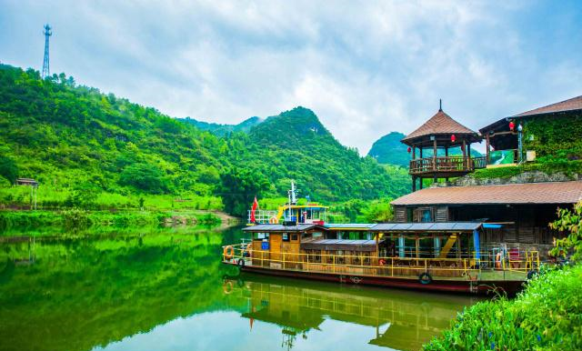在广东旅行花60元就能看人间仙境,诗人韩愈曾来了这里都不想走!休闲区蓝鸢梦想 - Www.slyday.coM 在广东旅行花60元就能看人间仙境,诗人韩愈曾来了这里都不想走!休闲区蓝鸢梦想 - Www.slyday.coM