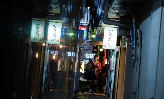 中国女游客为何热衷去<a href=