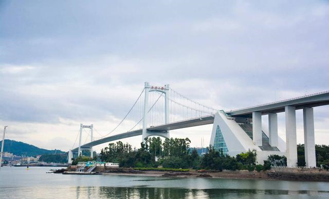 厦门最特别的景点明明是座桥却成了很有高度的东渡飞虹