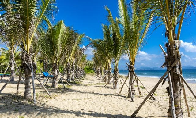 错峰出游玩三亚，别再盯着大东海，海棠湾的景色才是三亚最美休闲区蓝鸢梦想 - Www.slyday.coM
