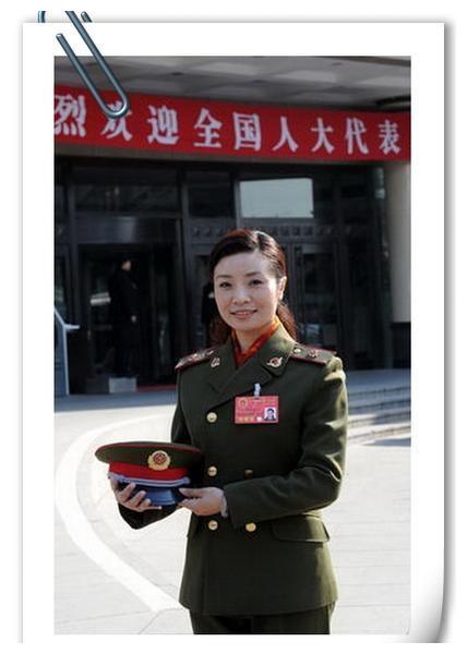 十大孝子李丹阳军旅歌唱家你有如此行孝之举怎不催人泪下