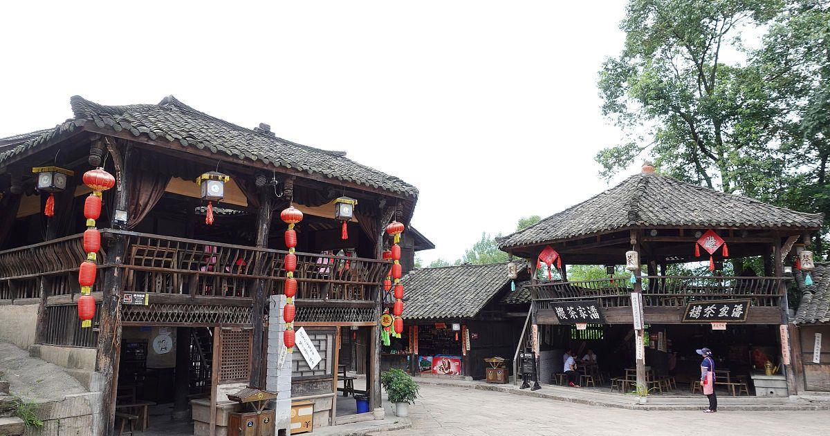 四川北川一座古镇,民国风情保存完整,当地人生活朴实平静_高清图集