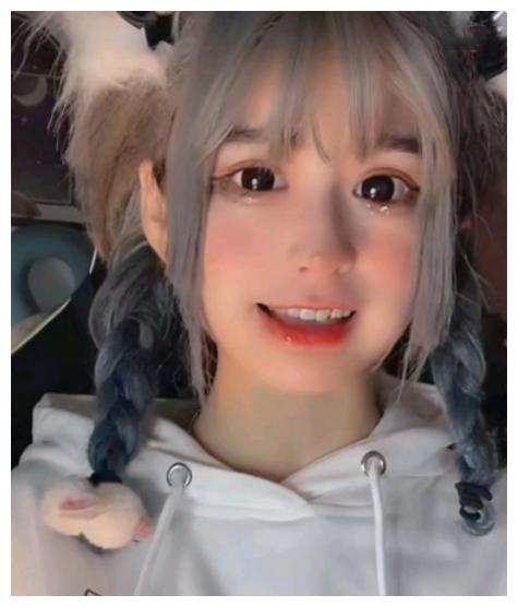 网红安妮连删3条动态自曝被跟踪威胁妹妹道出退网实情